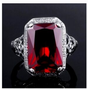NWT Antique 3ct. Red Gemstone Ring Set In Sterling Silver (Size 9)